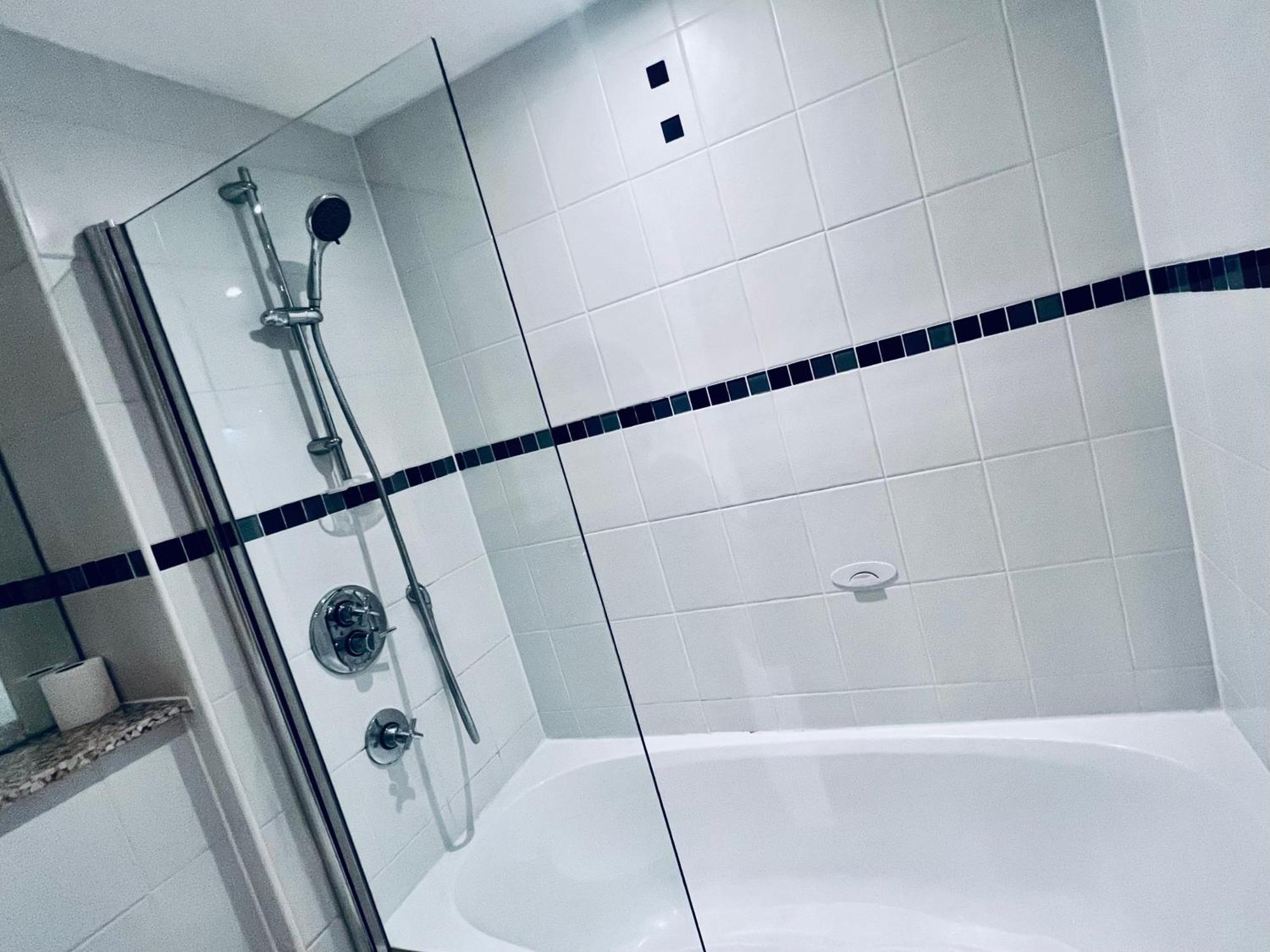 Luxe Heights Nest Apartment Birmingham Ngoại thất bức ảnh