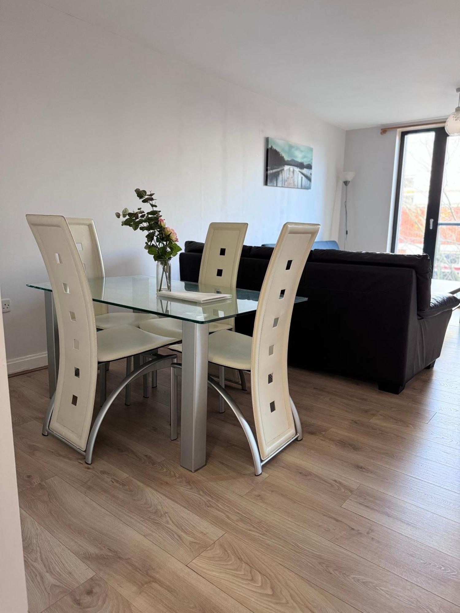 Luxe Heights Nest Apartment Birmingham Ngoại thất bức ảnh